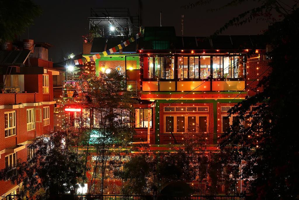 Shangrila Boutique Hotel Катманду Екстериор снимка