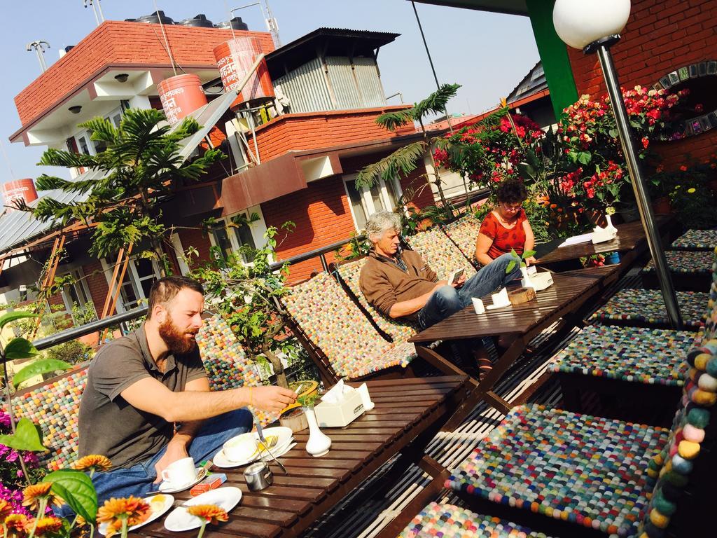 Shangrila Boutique Hotel Катманду Екстериор снимка