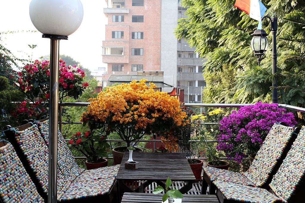 Shangrila Boutique Hotel Катманду Екстериор снимка