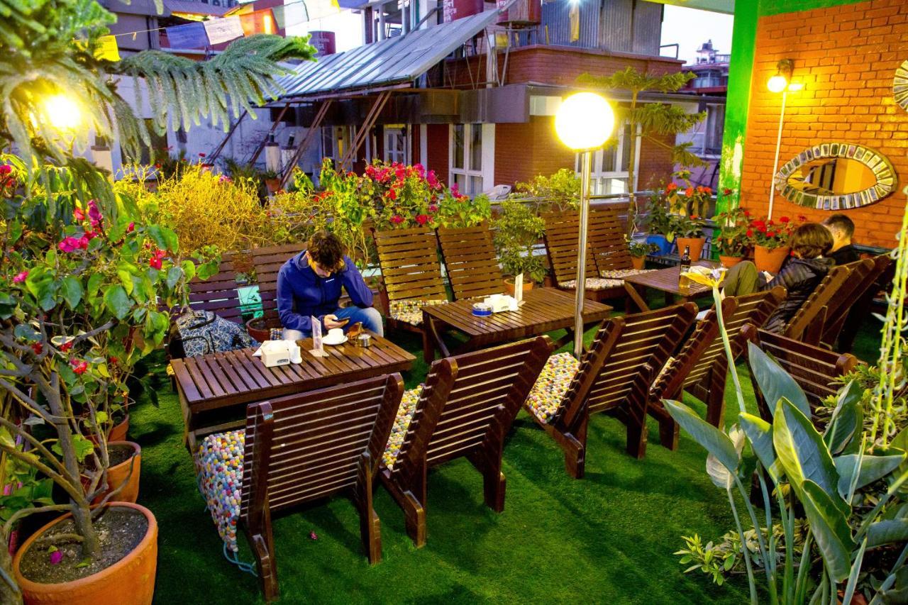 Shangrila Boutique Hotel Катманду Екстериор снимка