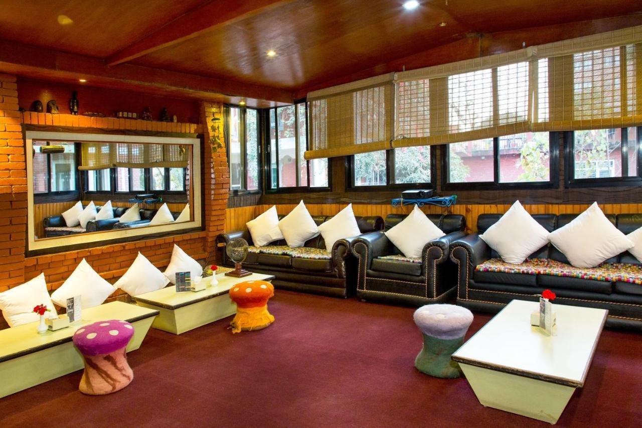 Shangrila Boutique Hotel Катманду Екстериор снимка