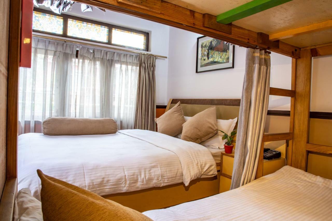 Shangrila Boutique Hotel Катманду Екстериор снимка