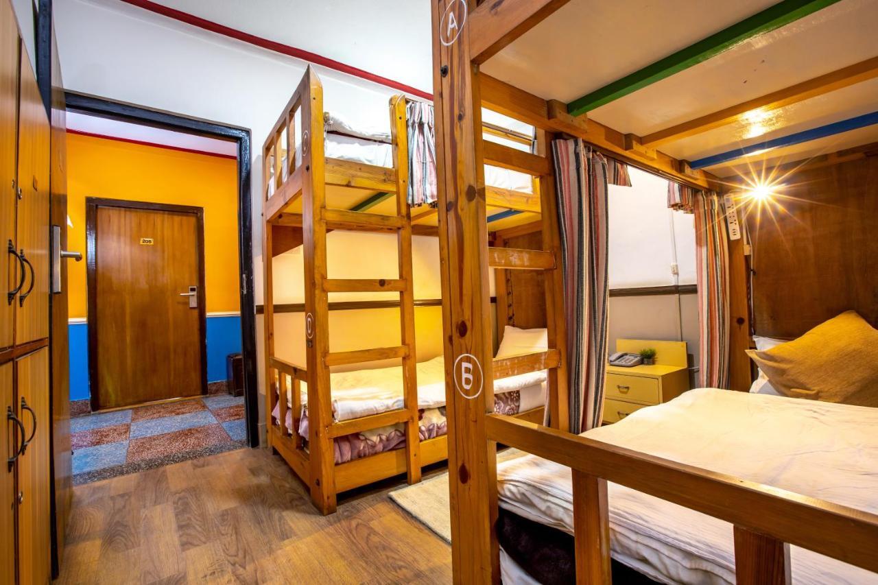 Shangrila Boutique Hotel Катманду Екстериор снимка